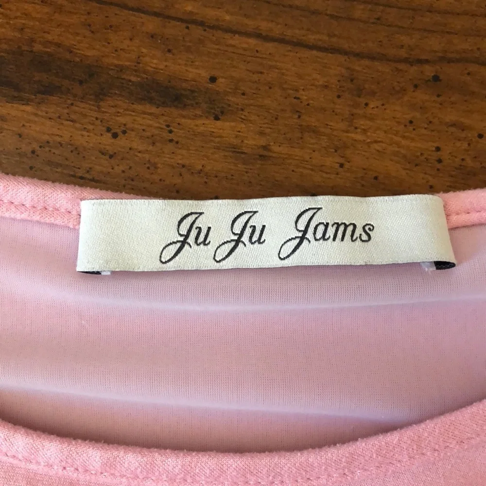 JU JU‎ JAMS Large Pink Blake Long Sleeve Tee 100% Modal Loungewear Built-in Bra
